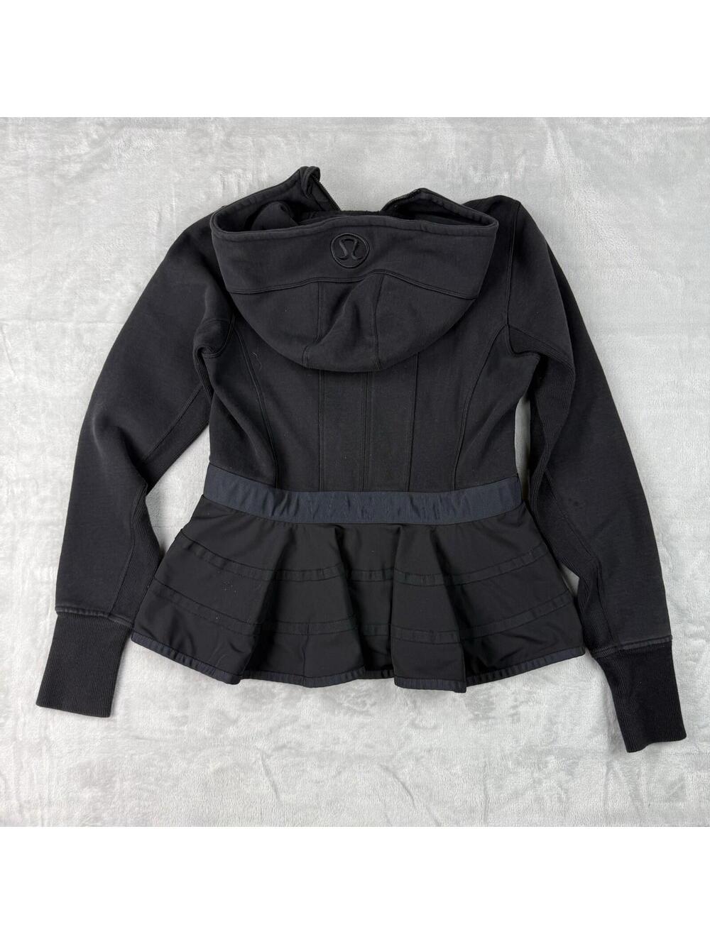 Lululemon limited edition Scuba Hoodie Ruffled Up Peplum Hiver Size 8 Rare 2013 - Picture 7 of 8